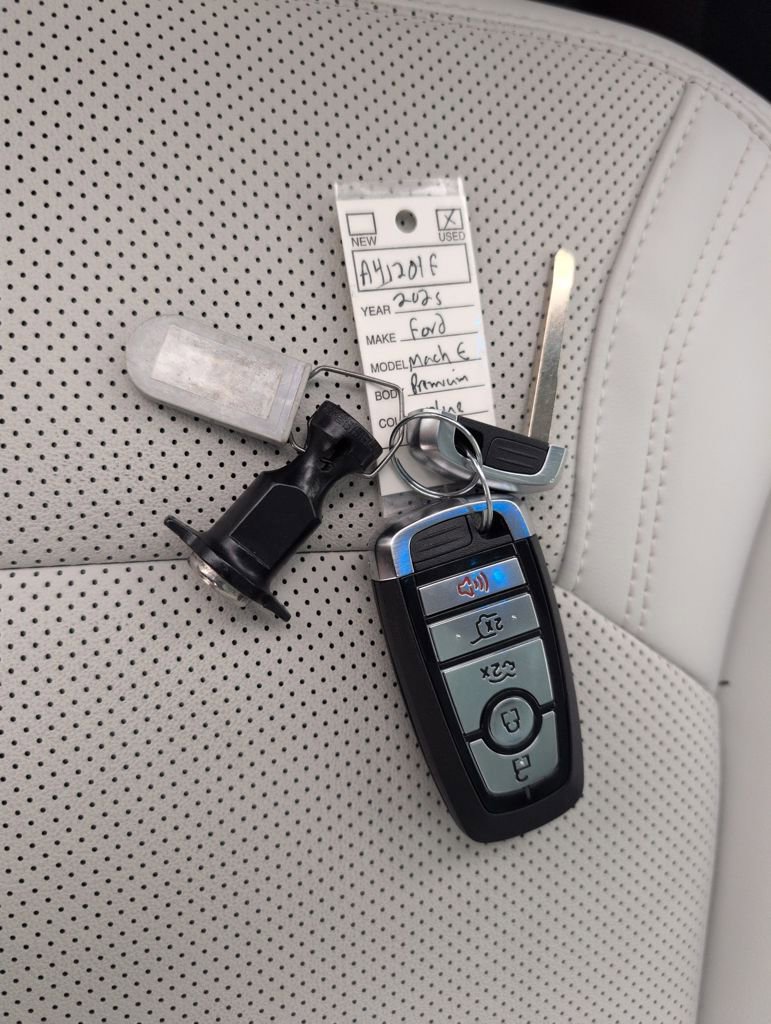 Certified 2025 Ford Mustang Mach-E Premium image 45