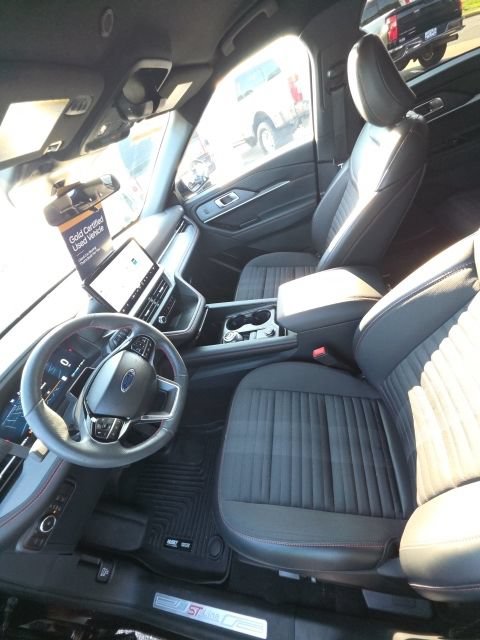 Certified 2025 Ford Explorer ST-Line RWD image 20