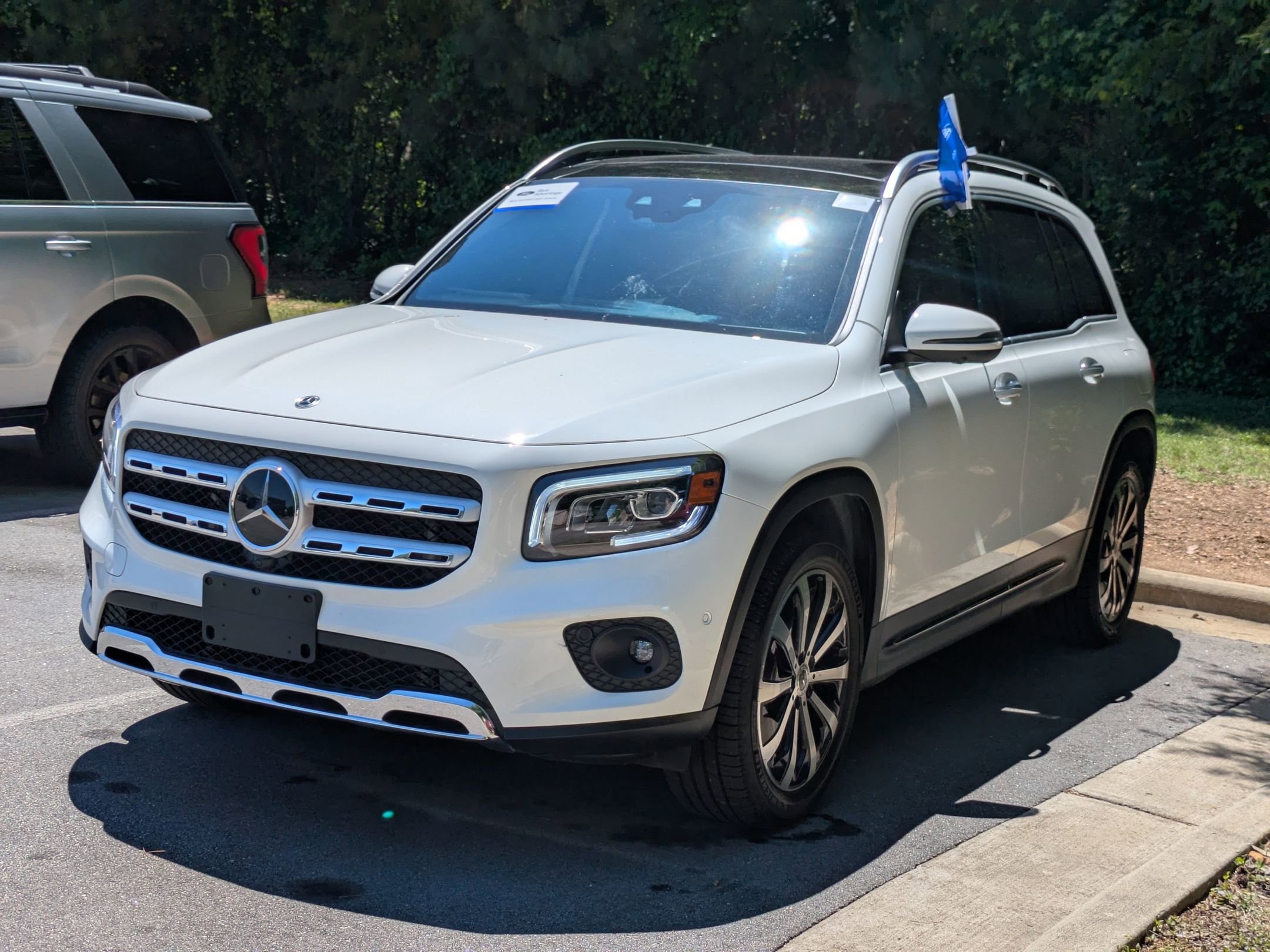 Used 2023 Mercedes-Benz GLB 250 image 6