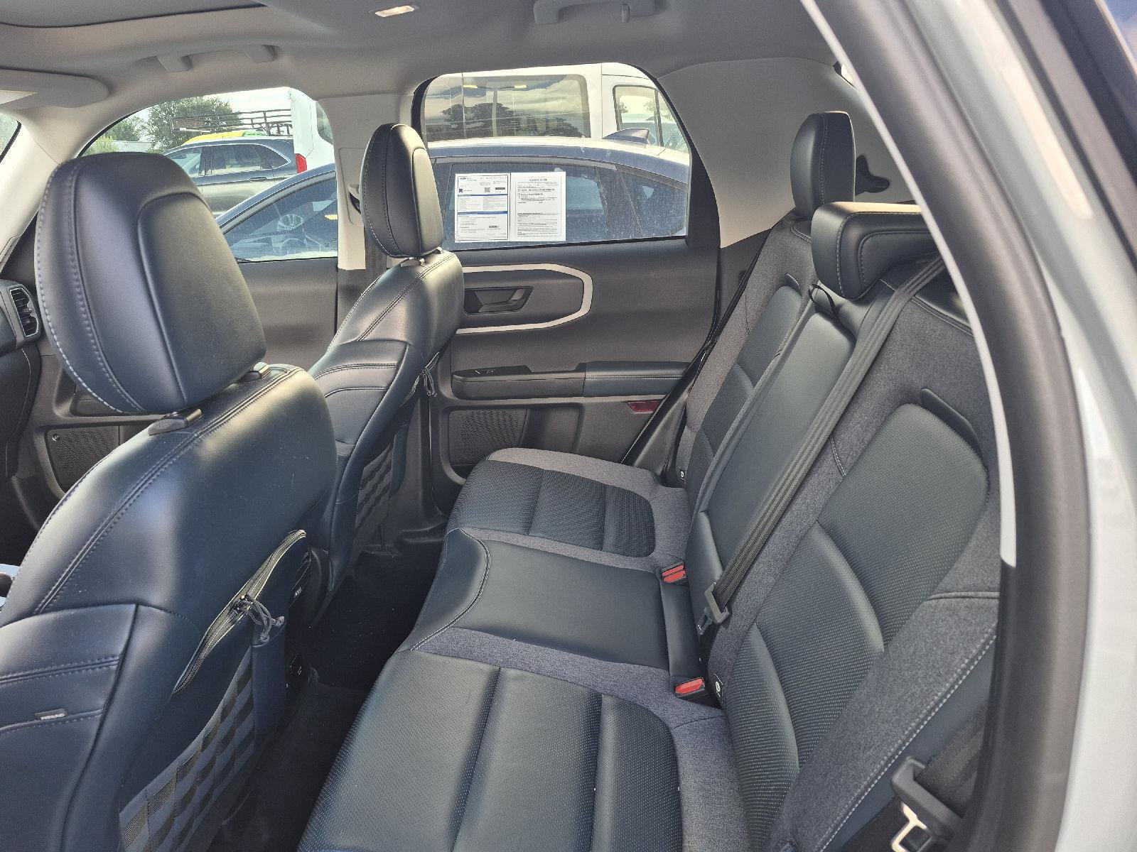 Certified 2021 Ford Bronco Sport Outer Banks w/ Outer Banks Package AWD/4WD image 9
