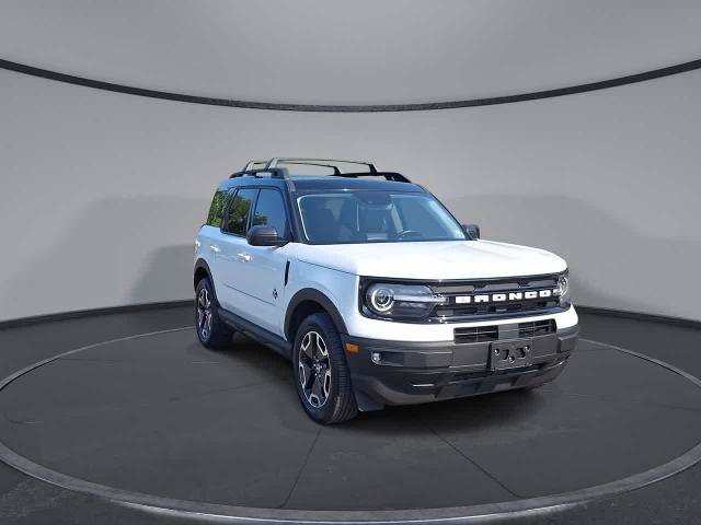 Certified 2023 Ford Bronco Sport Outer Banks w/ Tech Package AWD/4WD image 2