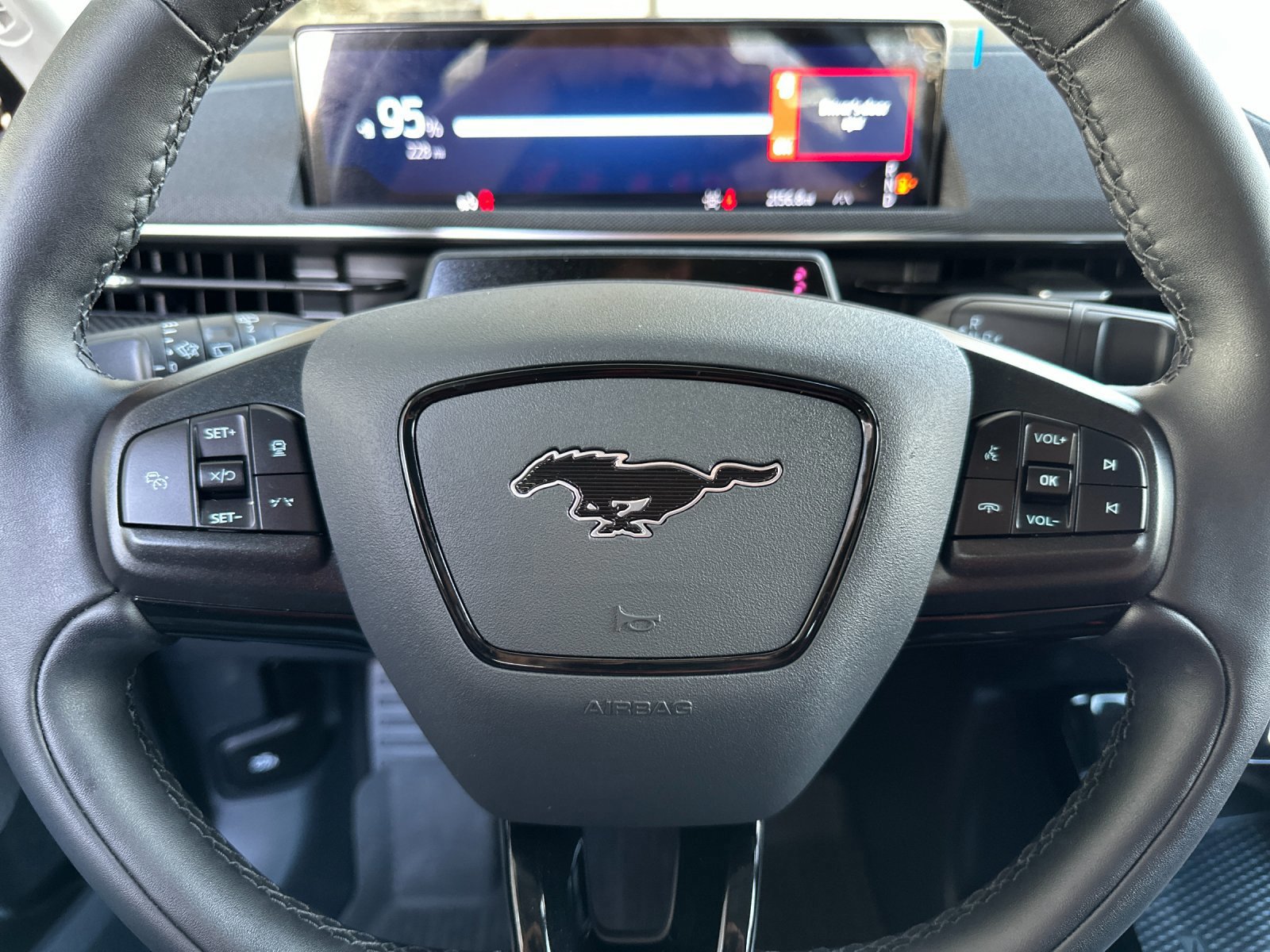 Certified 2025 Ford Mustang Mach-E Select w/ Comfort Package Lite image 24