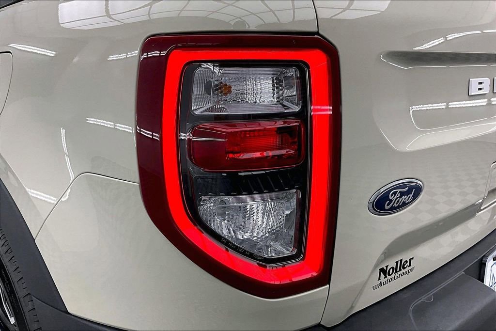 Certified 2025 Ford Bronco Sport Outer Banks w/ Outer Banks Tech Package+ AWD/4WD image 30