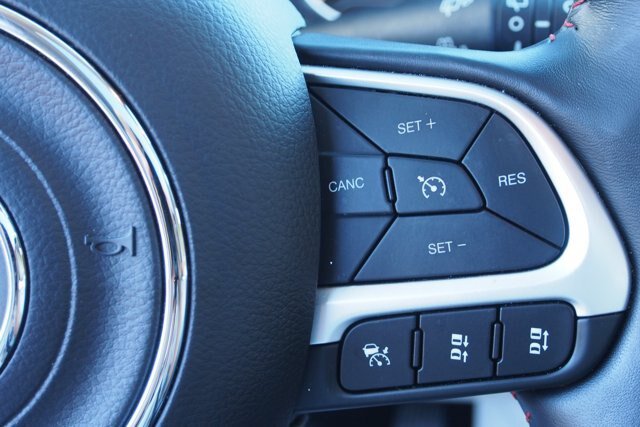 Used 2021 Jeep Compass Limited w/ Sun and Sound Group FWD image 25