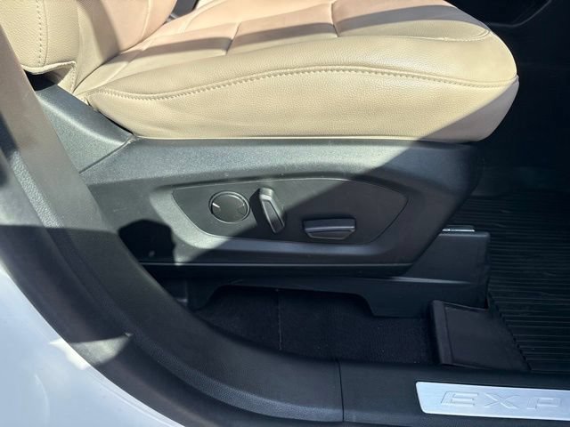 Certified 2023 Ford Explorer XLT w/ Equipment Group 202A RWD image 20
