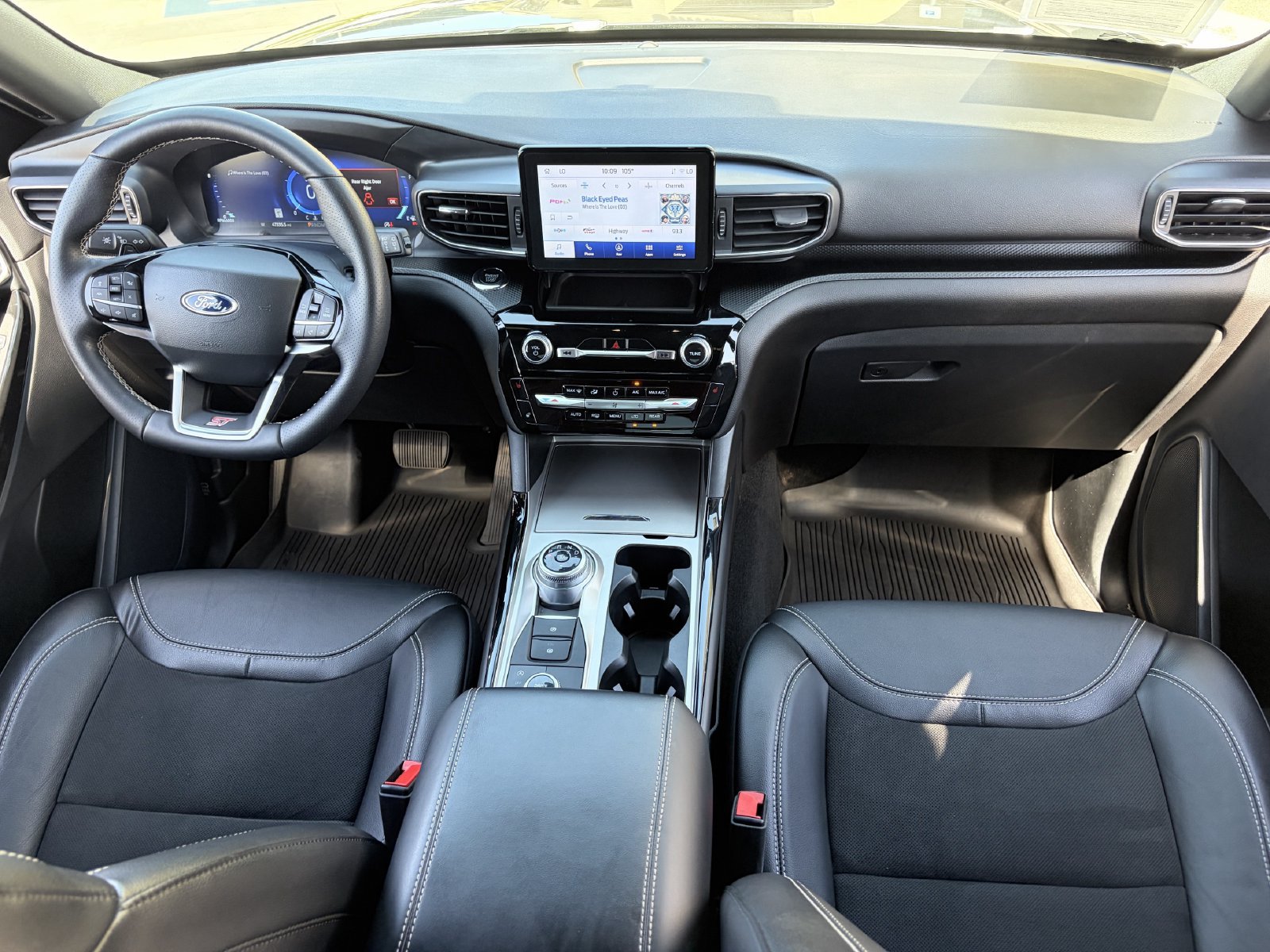 Certified 2022 Ford Explorer ST AWD/4WD image 15