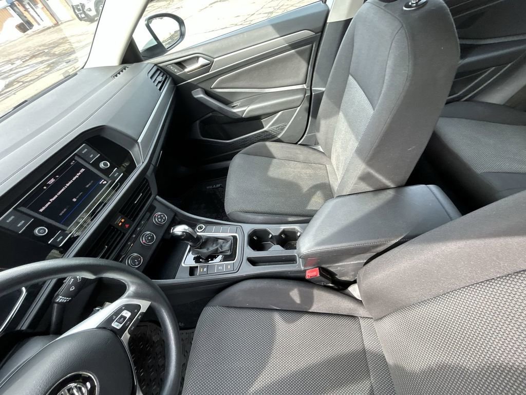 Used 2020 Volkswagen Jetta S w/ Driver Assistance Package image 21