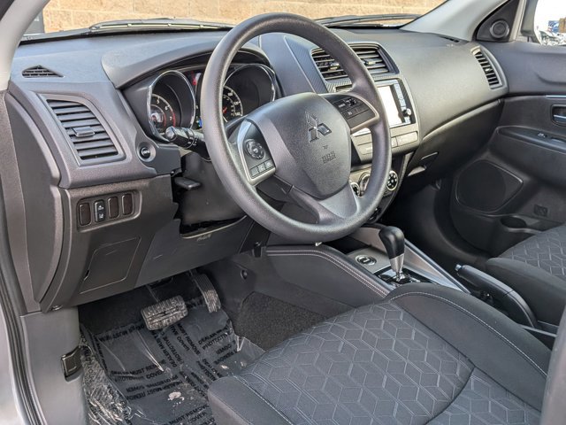 Used 2025 Mitsubishi Outlander Sport ES AWD/4WD image 12