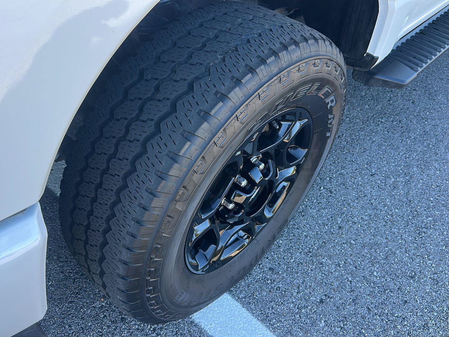 Certified 2024 Ford F250 XL w/ STX Appearance Package AWD/4WD image 9