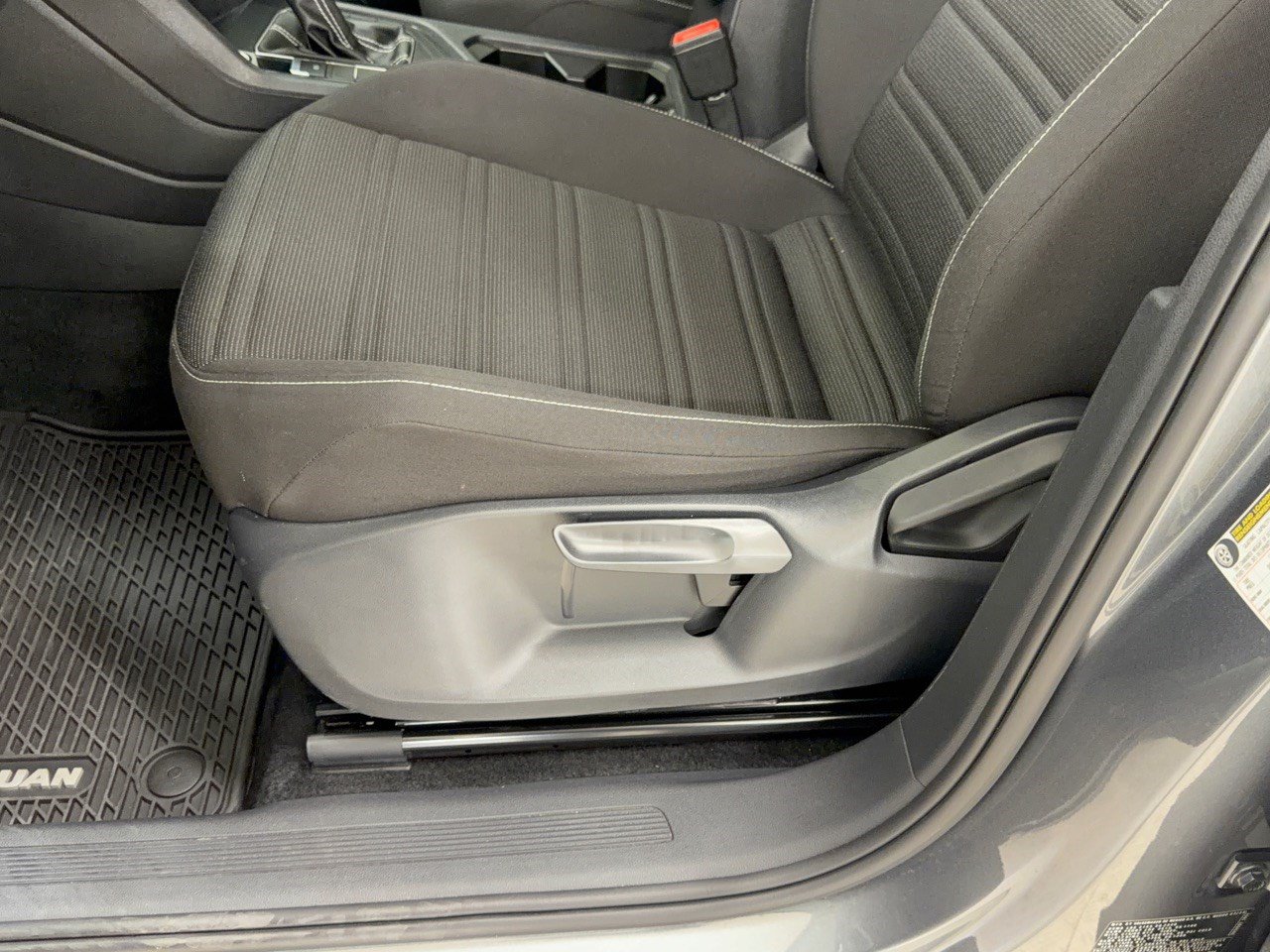 Used 2023 Volkswagen Tiguan S FWD image 16
