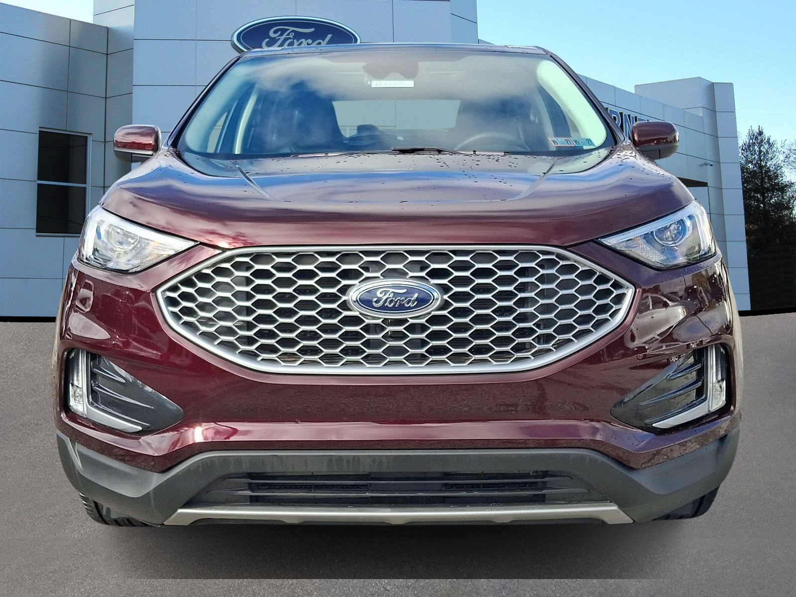 Certified 2024 Ford Edge SEL w/ Convenience Package AWD/4WD image 3