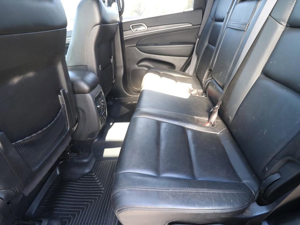 Used 2021 Jeep Grand Cherokee Limited image 15