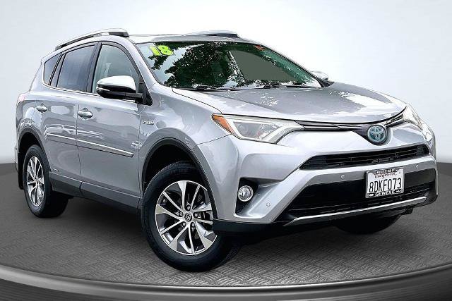 Used 2018 Toyota RAV4 XLE w/ Convenience Package AWD/4WD image 12