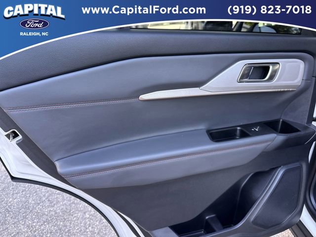 Certified 2025 Ford Explorer Active w/ Active Comfort Package image 17