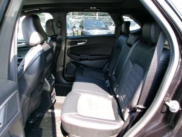 Certified 2023 Ford Edge ST-Line w/ Cargo Accessory Package AWD/4WD image 9