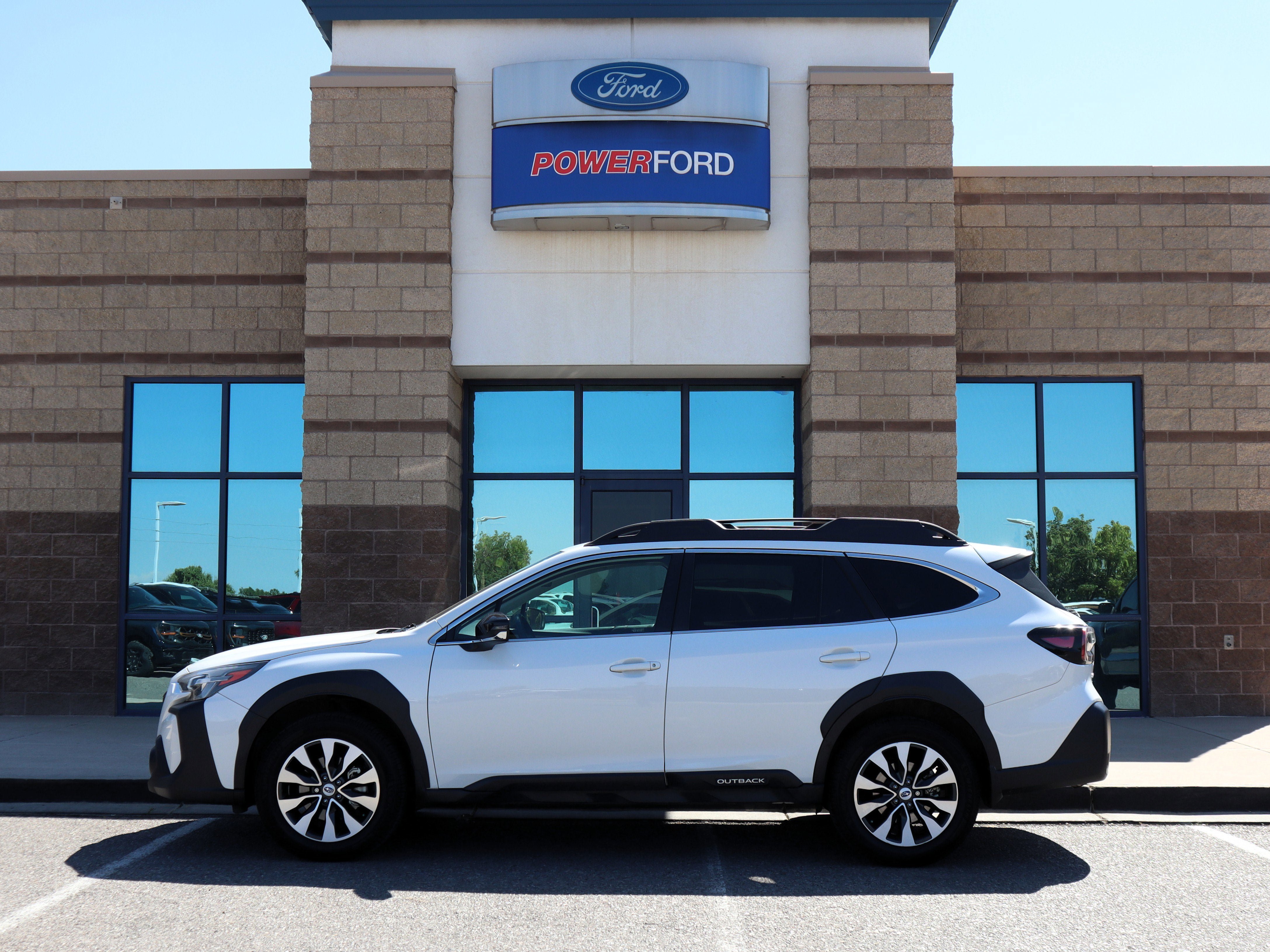Used 2023 Subaru Outback Limited XT AWD/4WD image 9