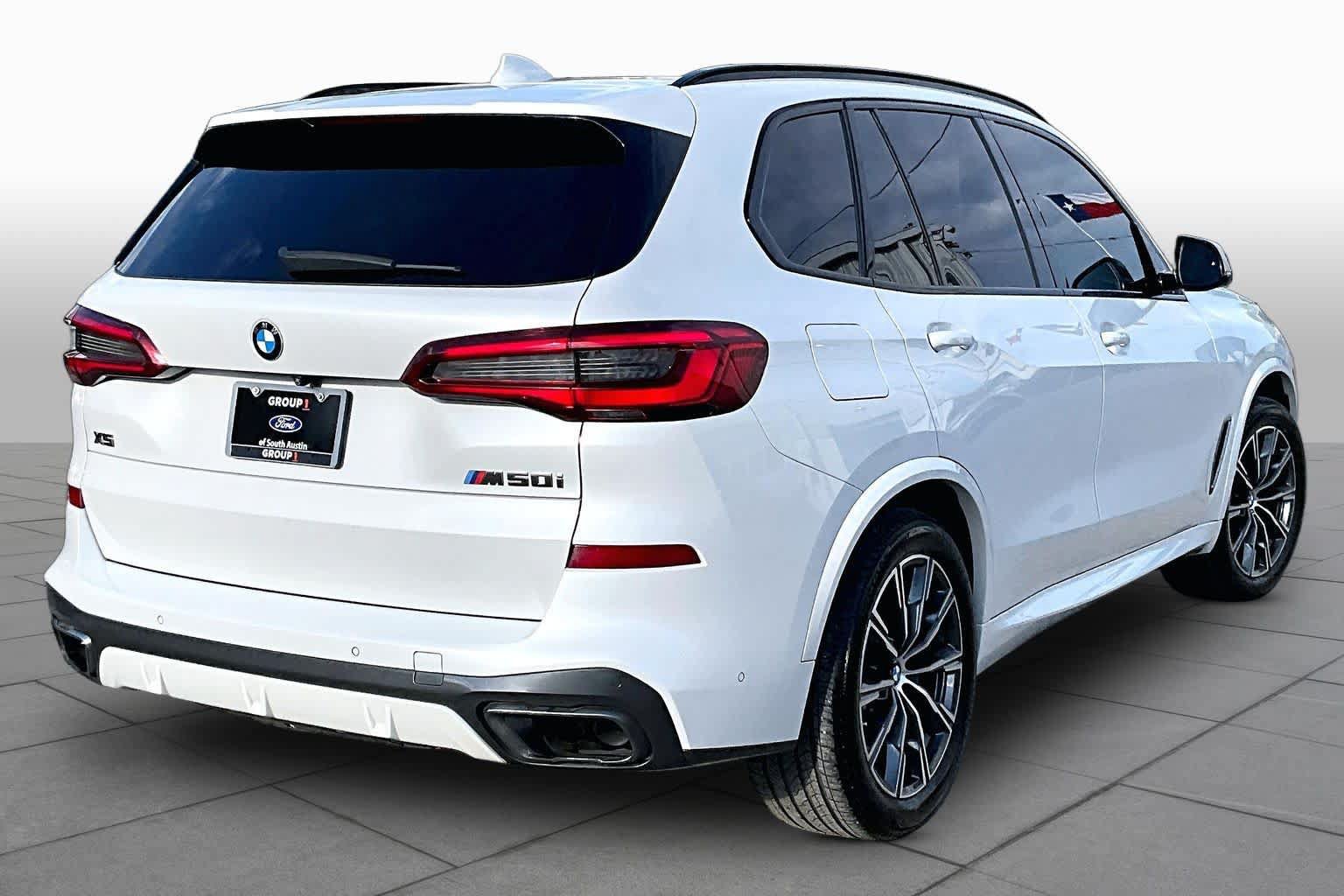 Used 2020 BMW X5 M50i w/ Premium Package AWD/4WD image 7