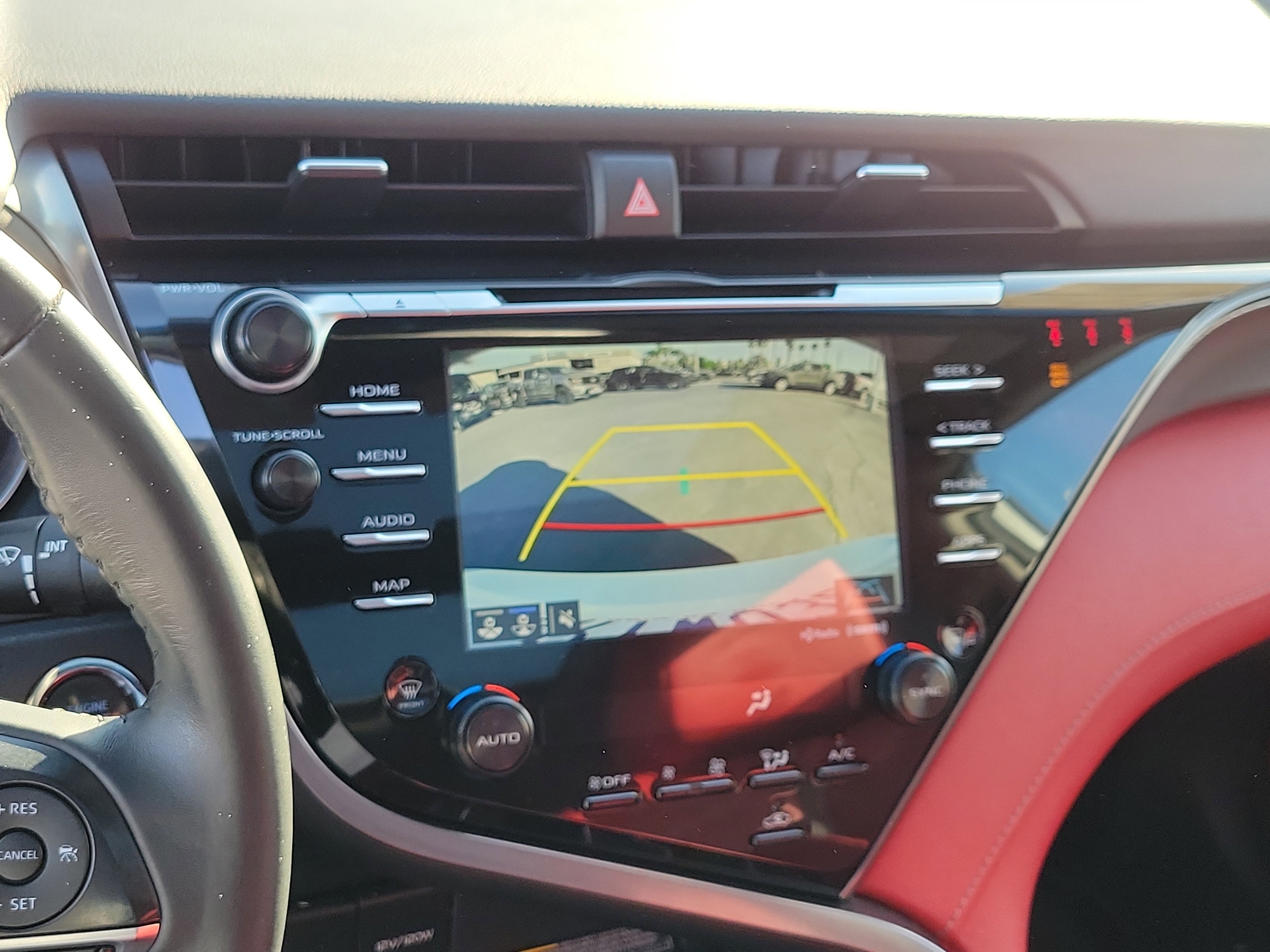 Used 2020 Toyota Camry XSE FWD image 10