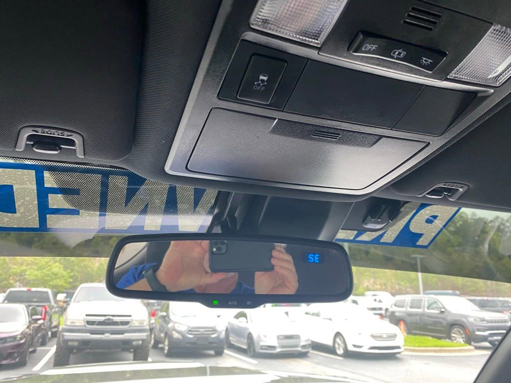 Used 2018 Toyota Tacoma TRD Sport w/ Technology Package RWD image 19