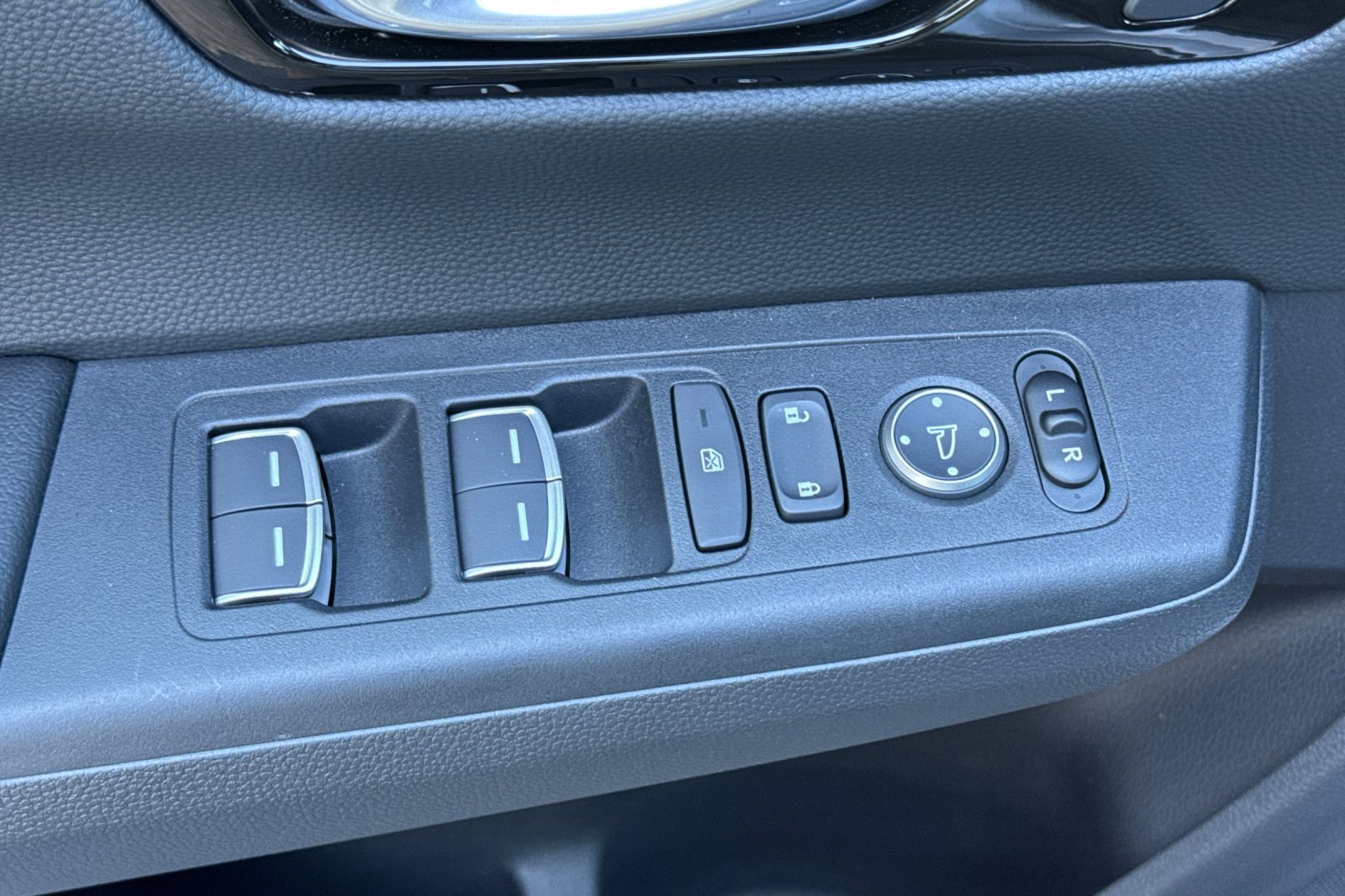 Used 2026 Honda CR-V Sport Touring image 11