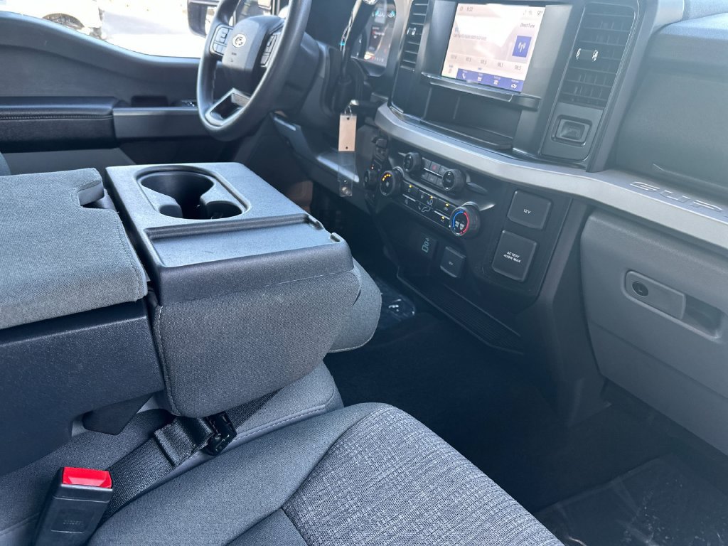 Certified 2025 Ford F250 XLT AWD/4WD image 14