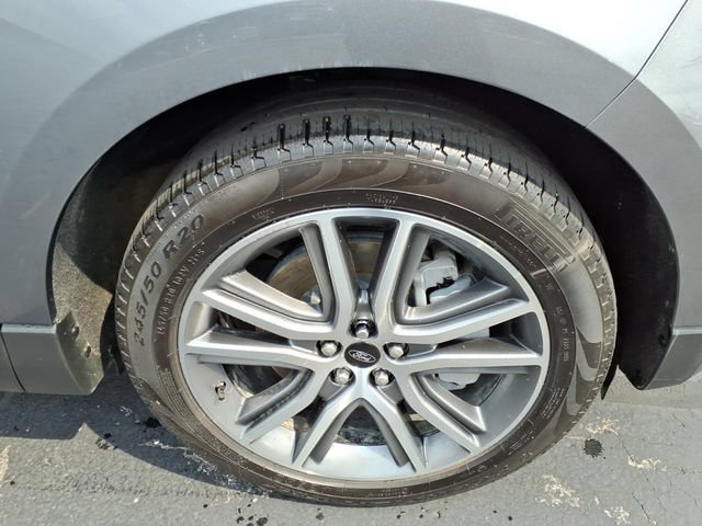 Certified 2024 Ford Edge Titanium w/ Equipment Group 301A AWD/4WD image 7