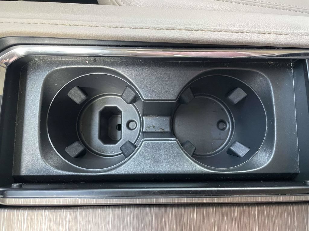 Certified 2024 Ford Expedition Limited RWD image 18