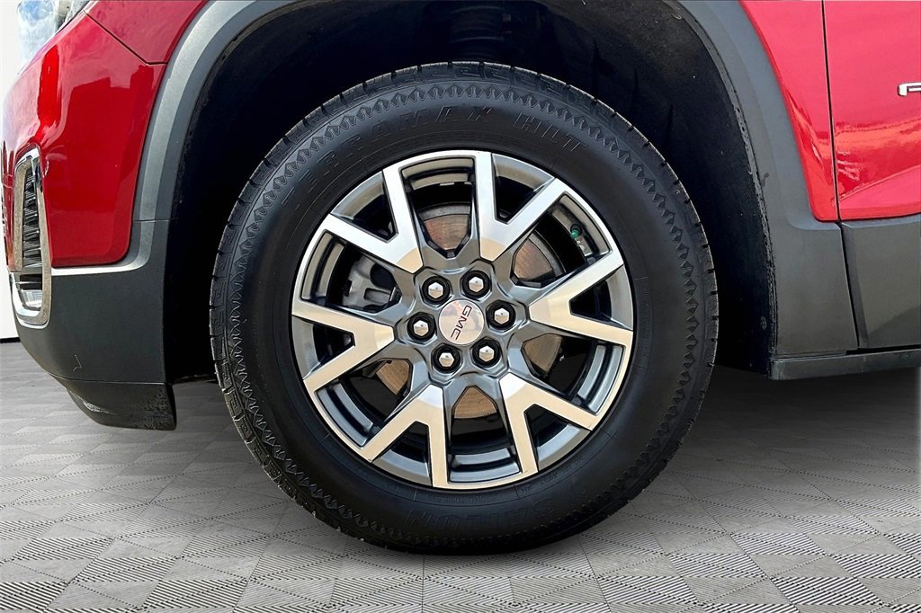 Used 2023 GMC Acadia SLT image 11