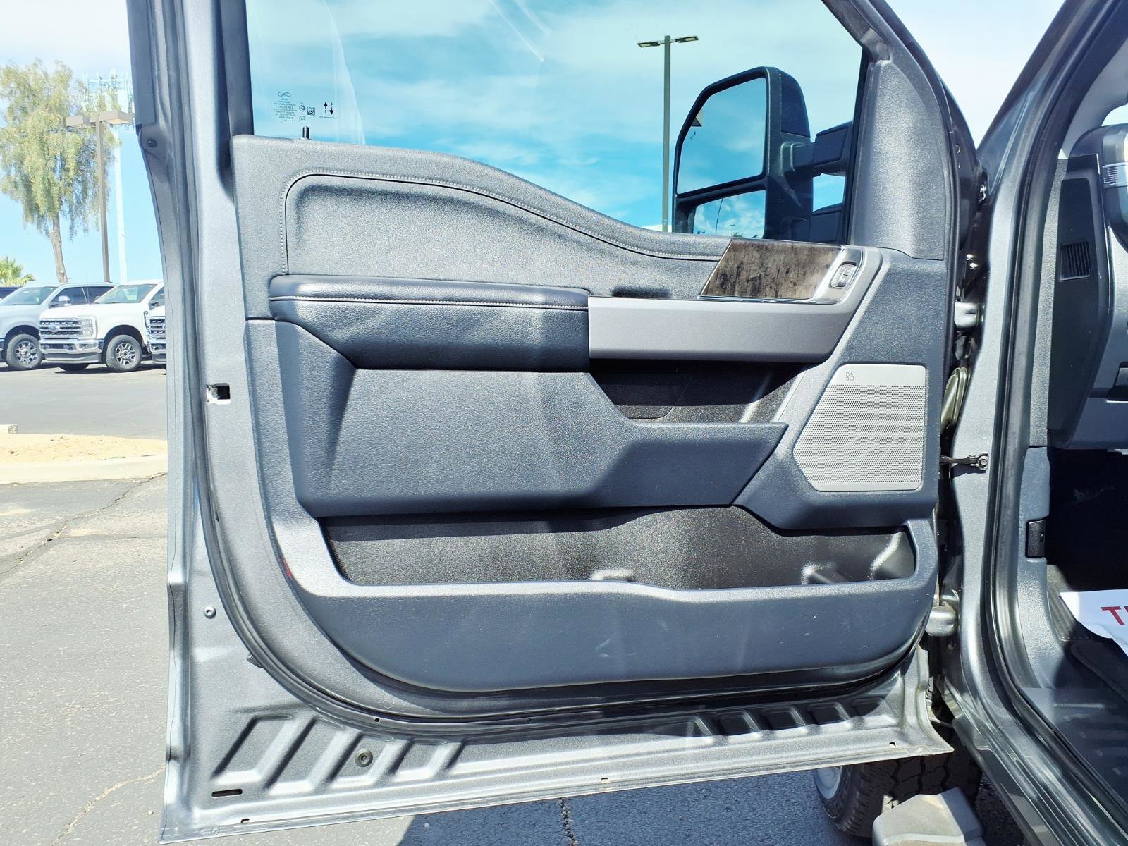 Certified 2025 Ford F250 Lariat w/ Lariat Ultimate Package AWD/4WD image 21