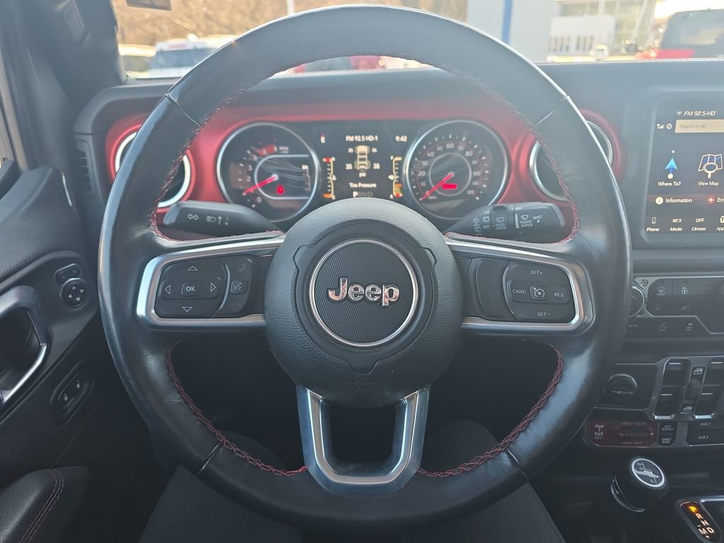 Used 2021 Jeep Wrangler Unlimited Rubicon AWD/4WD image 25
