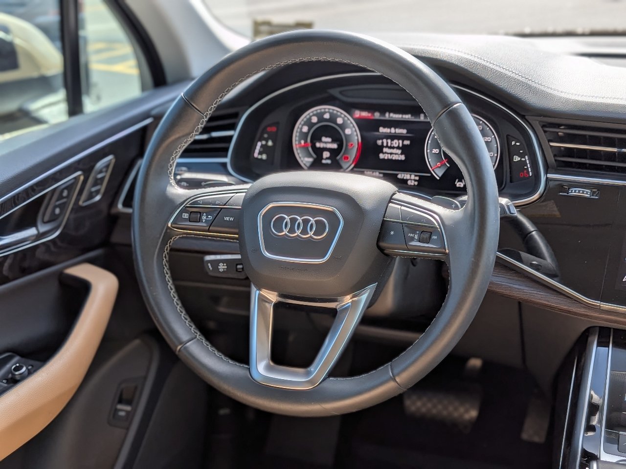 Used 2025 Audi Q7 2.0T Premium AWD/4WD image 19