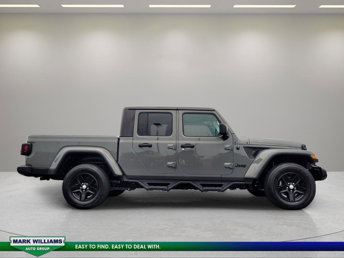 Used 2023 Jeep Gladiator Sport AWD/4WD image 2