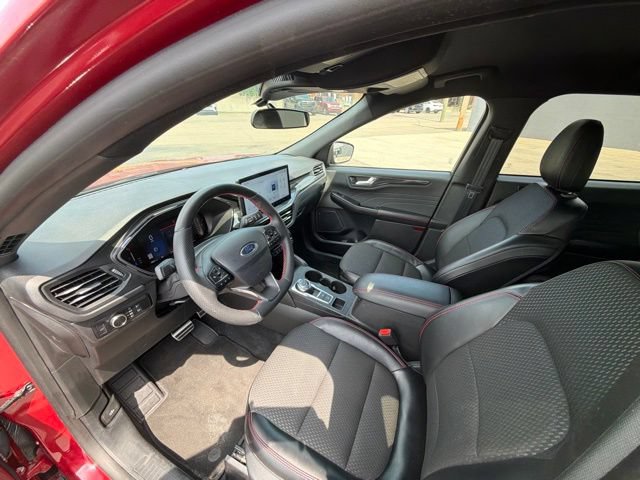 Certified 2024 Ford Escape ST-Line w/ Tech Pack #1 AWD/4WD image 16