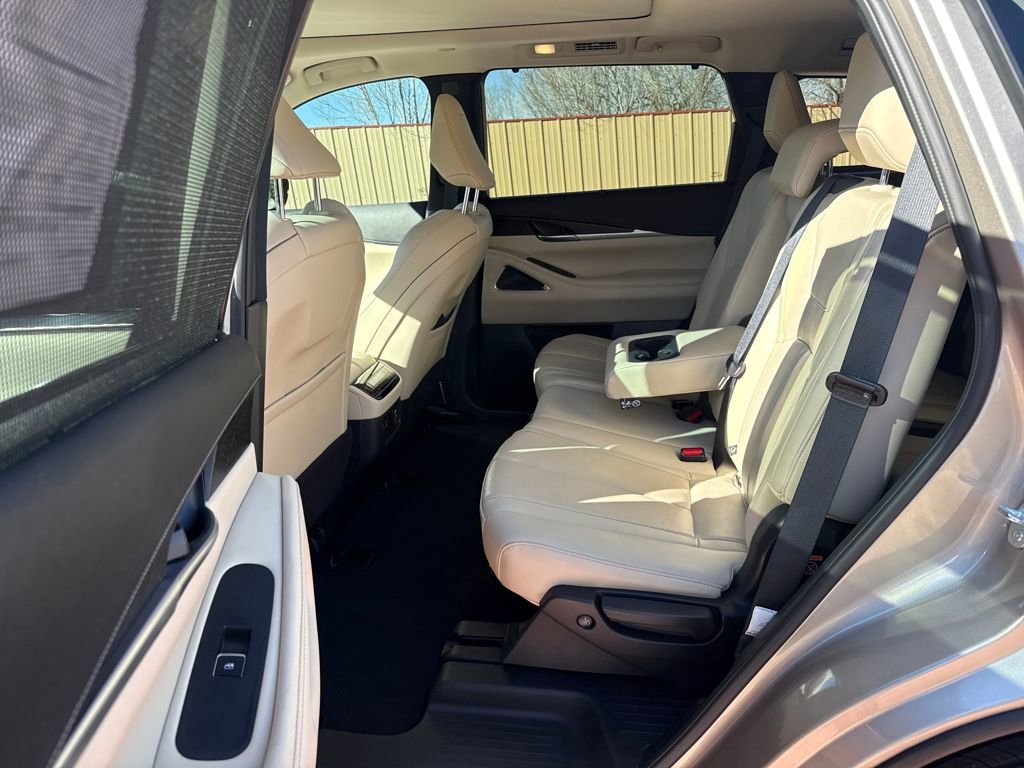 Used 2025 INFINITI QX60 Sensory w/ Vision Package image 19