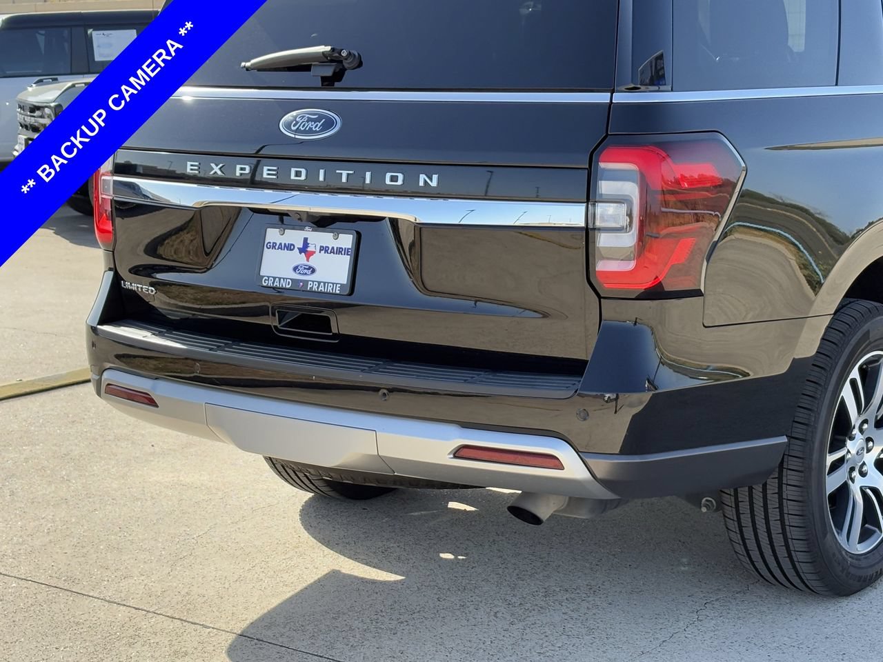 Certified 2024 Ford Expedition Limited RWD image 8