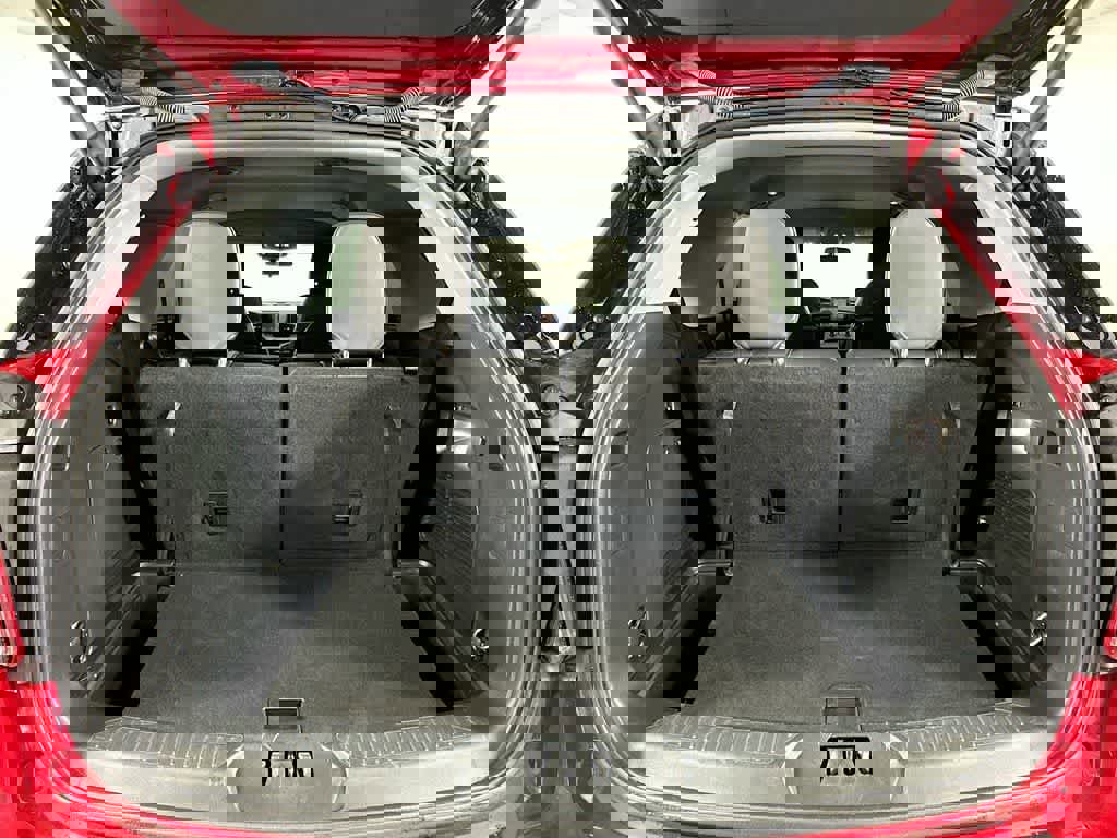 Certified 2022 Ford Explorer XLT w/ Equipment Group 202A image 24