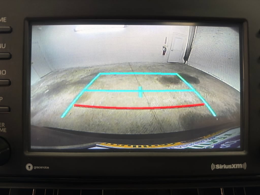 Used 2020 Toyota RAV4 XLE w/ Convenience Package FWD image 27