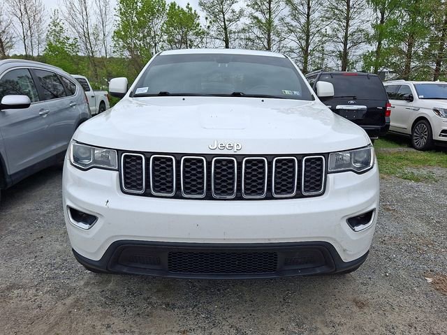 Used 2019 Jeep Grand Cherokee Laredo AWD/4WD image 2