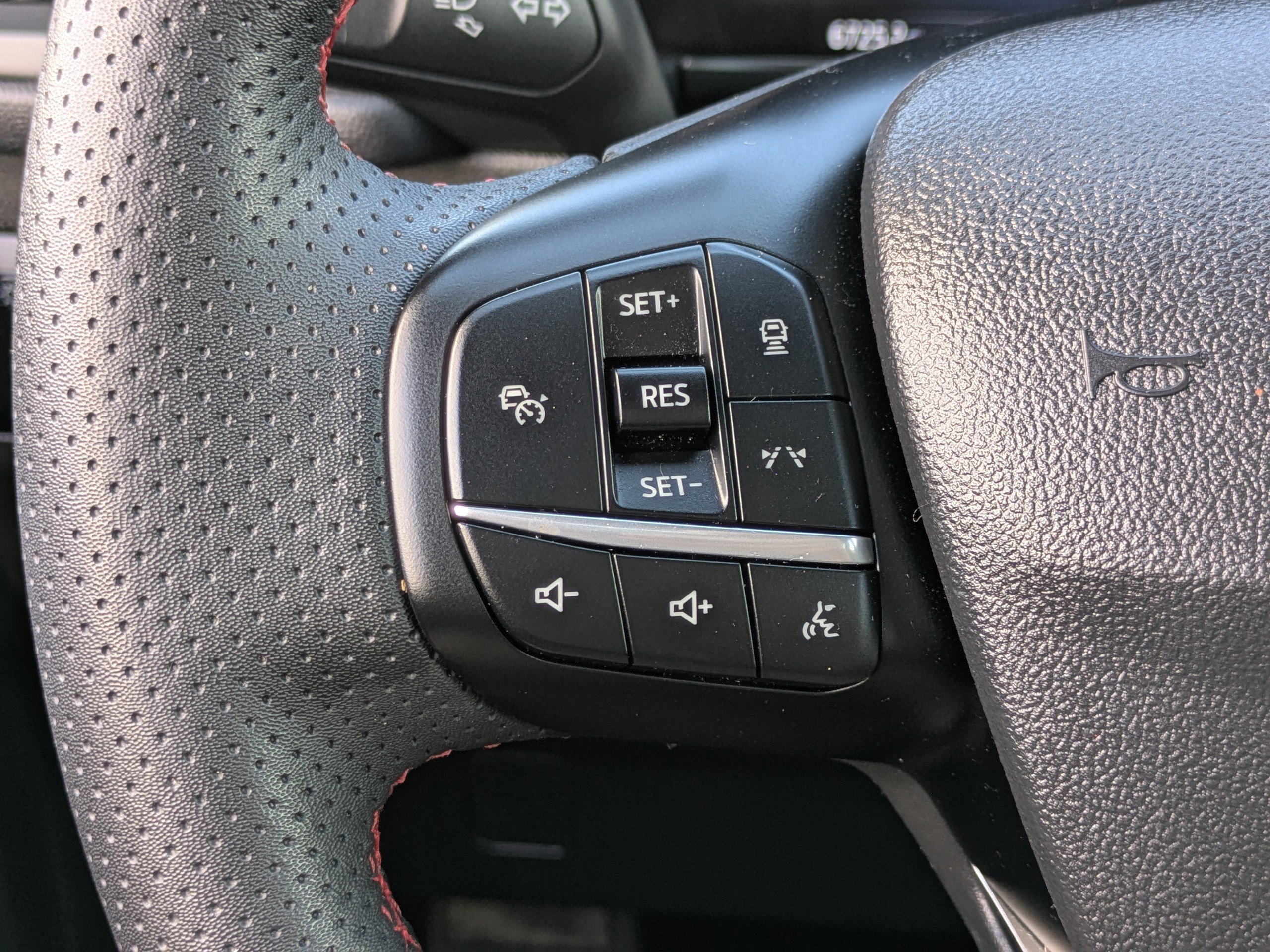 Certified 2023 Ford Escape ST-Line w/ Tech Pack #1 image 21