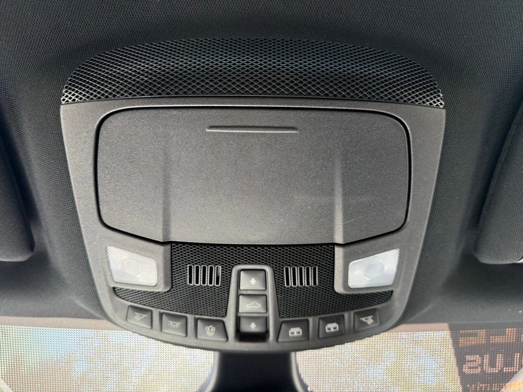 Certified 2022 Ford Edge ST-Line image 14