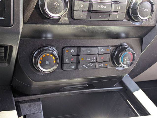 Certified 2022 Ford F250 XLT w/ XLT Premium Package AWD/4WD image 23