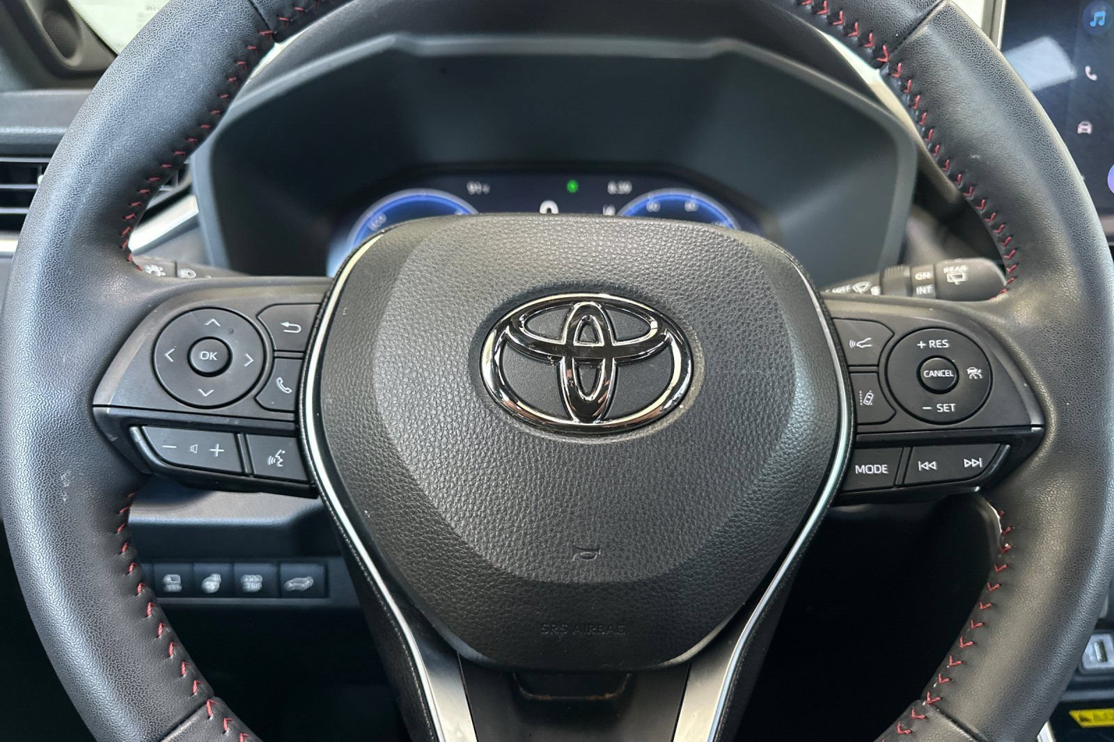 Used 2024 Toyota RAV4 XSE w/ Premium Package AWD/4WD image 24