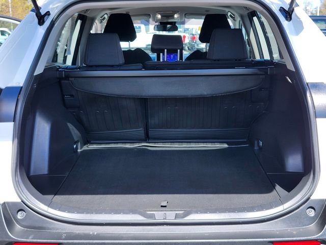 Used 2023 Toyota RAV4 LE AWD/4WD image 30