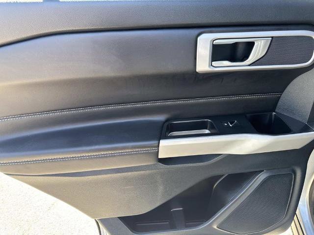 Certified 2022 Ford Explorer XLT w/ Equipment Group 202A RWD image 12