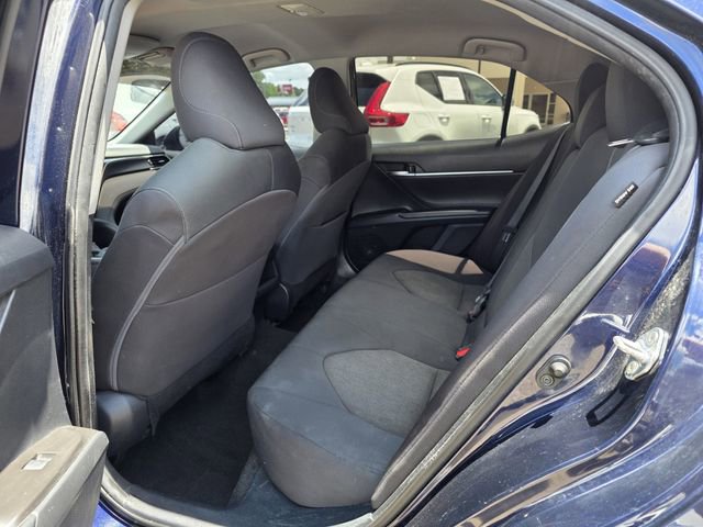 Used 2022 Toyota Camry LE FWD image 16