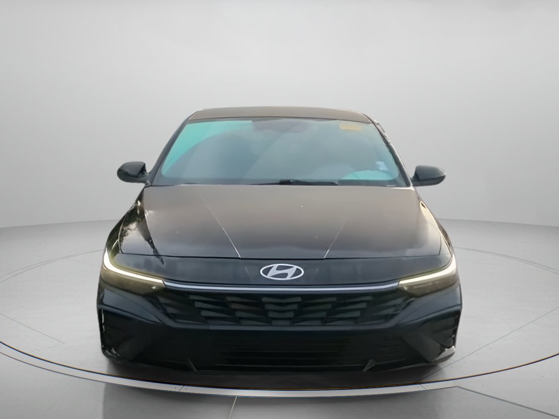 Used 2025 Hyundai Elantra Sport FWD image 7