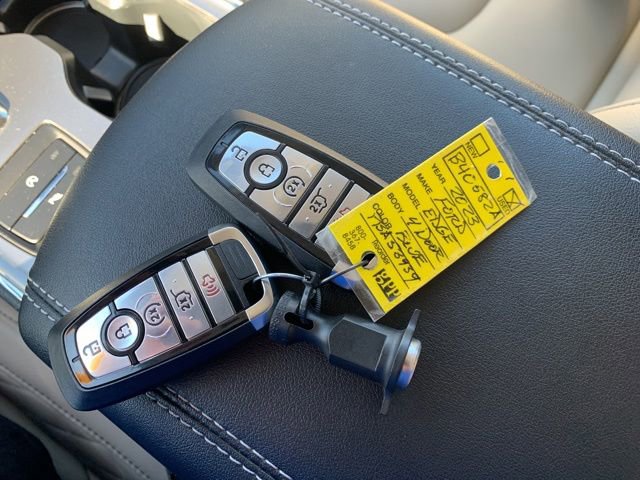 Certified 2023 Ford Edge Titanium AWD/4WD image 38