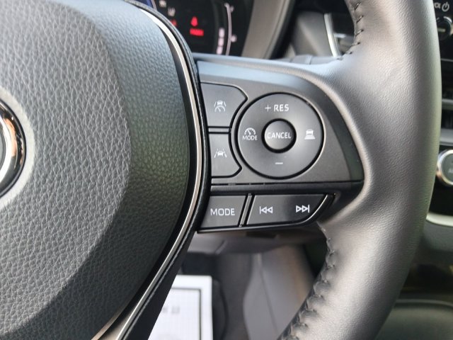 Used 2026 Toyota Corolla SE FWD image 19