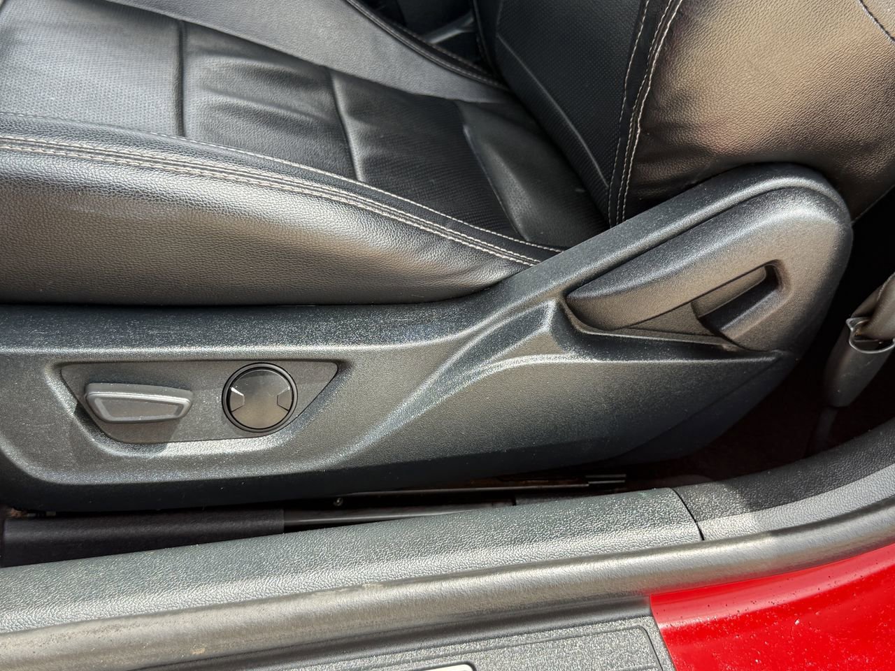 Certified 2023 Ford Mustang Premium RWD image 24
