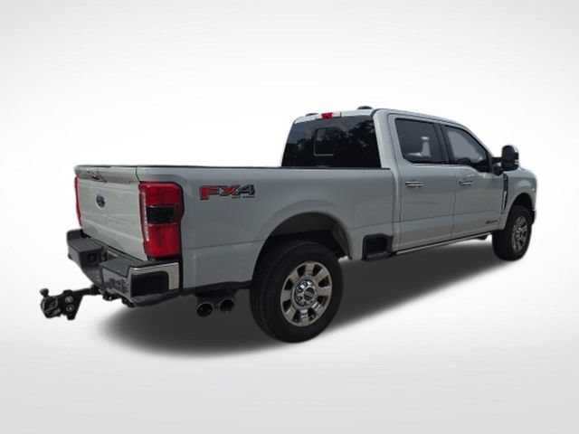 Certified 2025 Ford F250 Lariat w/ Lariat Ultimate Package AWD/4WD image 3